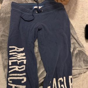 Cropped Capri AE sweatpants